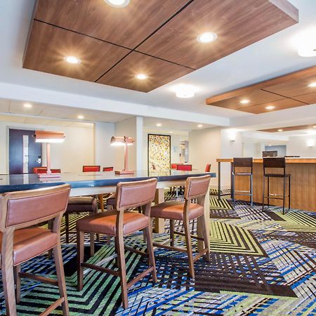 Holiday Inn Express & Suites - Albany Airport - Wolf Road By Ihg Bagian luar foto