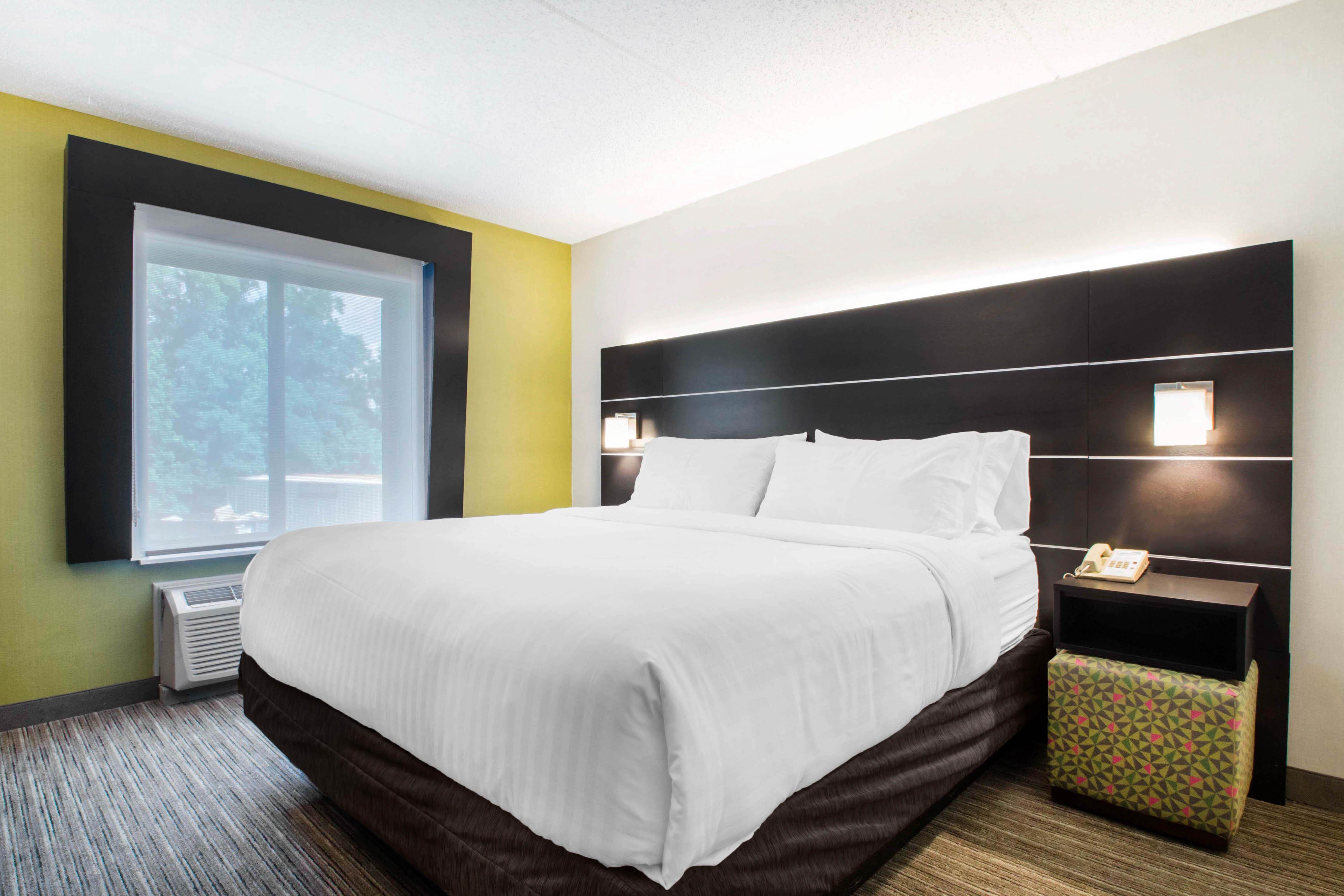 Holiday Inn Express & Suites - Albany Airport - Wolf Road By Ihg Bagian luar foto