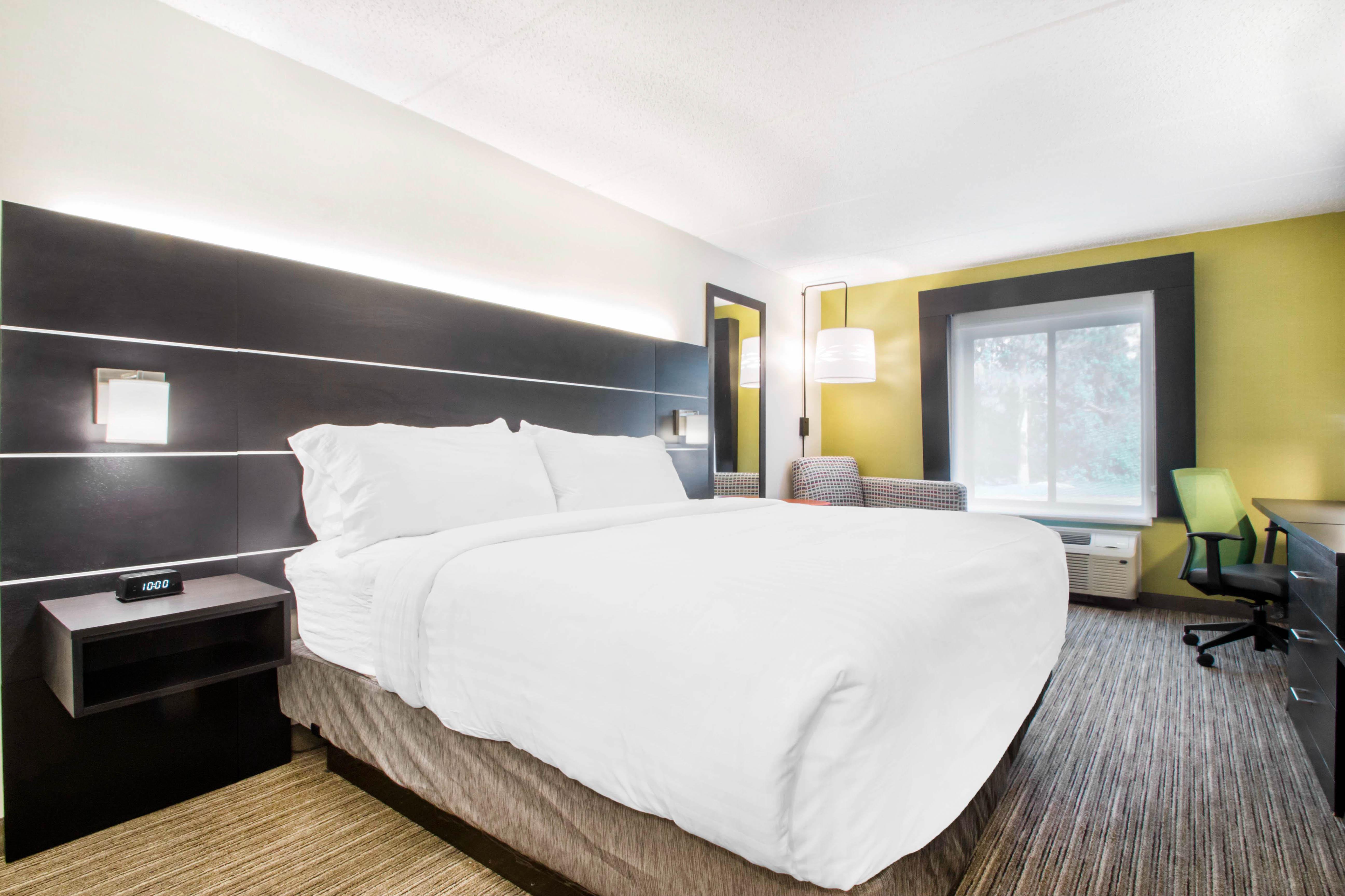 Holiday Inn Express & Suites - Albany Airport - Wolf Road By Ihg Bagian luar foto