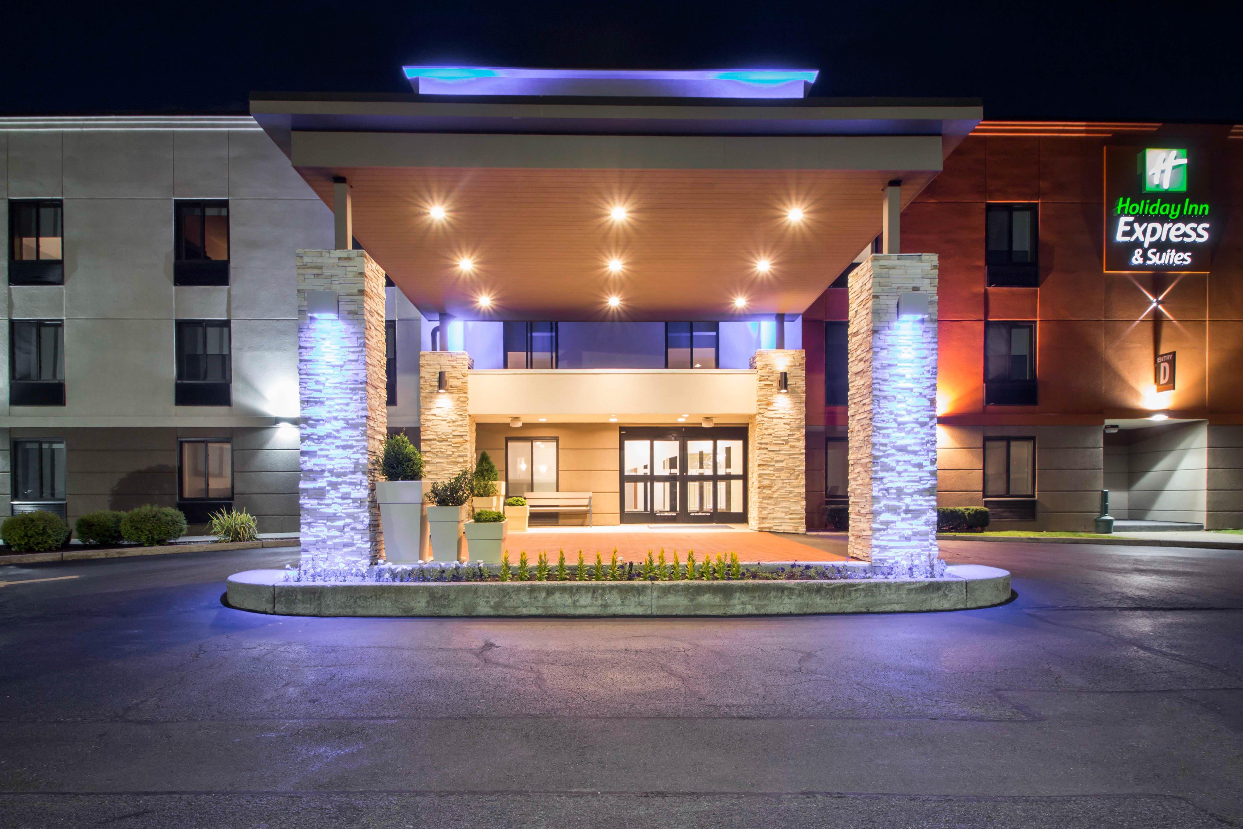Holiday Inn Express & Suites - Albany Airport - Wolf Road By Ihg Bagian luar foto