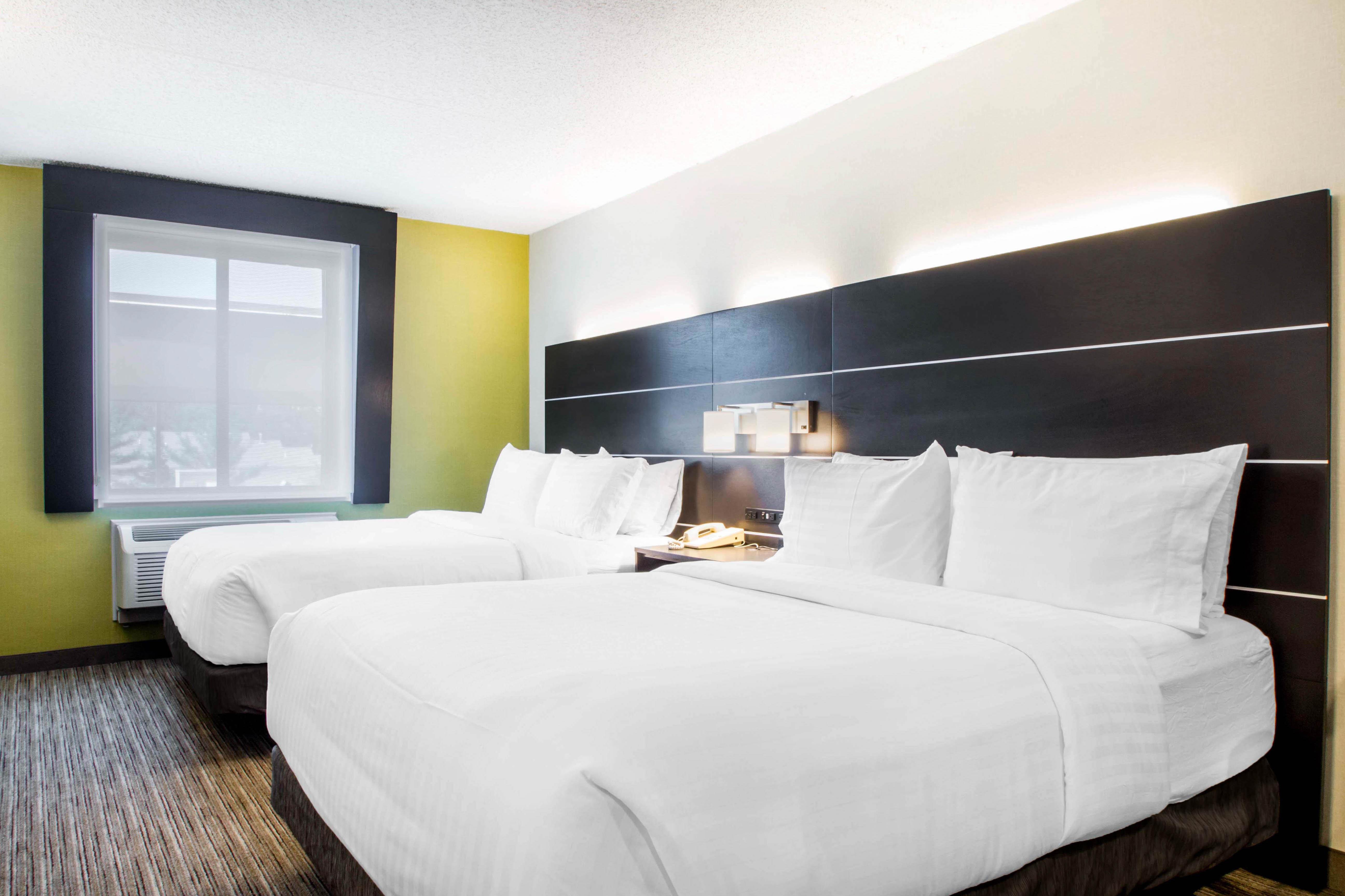 Holiday Inn Express & Suites - Albany Airport - Wolf Road By Ihg Bagian luar foto
