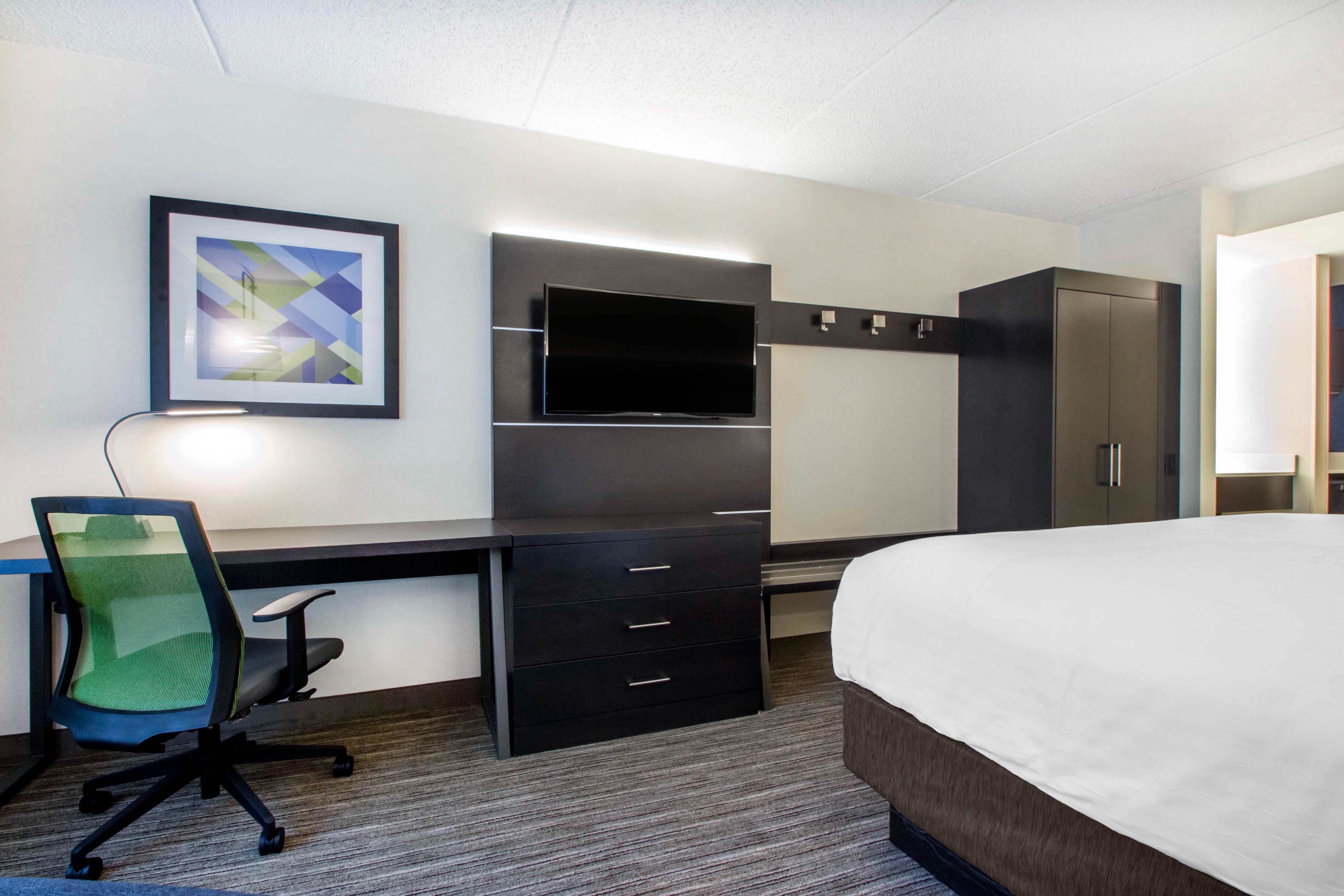 Holiday Inn Express & Suites - Albany Airport - Wolf Road By Ihg Bagian luar foto